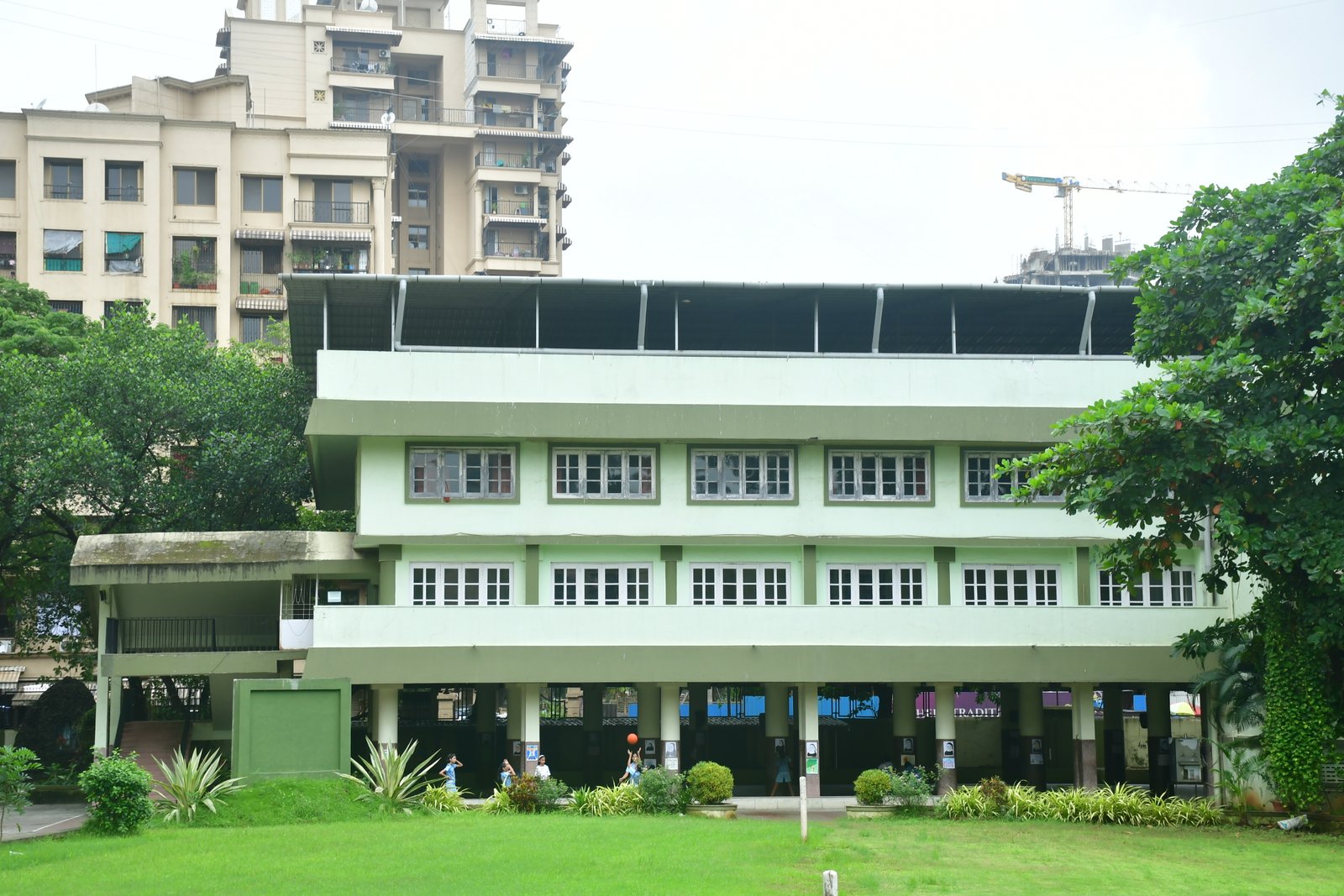 Holy Cross School
